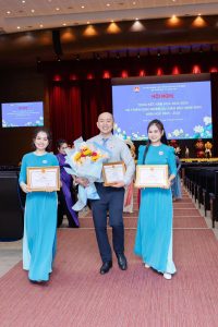HỆ THỐNG MẦM NON SONG NGỮ TRẺ SÁNG TẠO VINH DỰ ĐÓN NHẬN 3 BẰNG KHEN TỪ SỞ GIÁO DỤC & ĐÀO TẠO TP.HCM 14