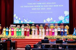 HỆ THỐNG MẦM NON SONG NGỮ TRẺ SÁNG TẠO VINH DỰ ĐÓN NHẬN 3 BẰNG KHEN TỪ SỞ GIÁO DỤC & ĐÀO TẠO TP.HCM 10