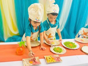 KỸ NĂNG SỐNG: BÉ LÀM BÁNH TRÁNG CUỐN 7