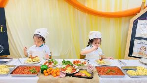 ĐẦU BẾP NHÍ TRỔ TÀI – BÉ LÀM MÌ Ý 7 ĐẦU BẾP NHÍ TRỔ TÀI – BÉ LÀM MÌ Ý 7