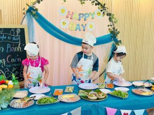 KỸ NĂNG SỐNG: BÉ LÀM BÁNH TRÁNG CUỐN 6