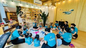 NGOẠI KHÓA: VŨ ĐIỆU ÂM THANH & SẮC MÀU 9