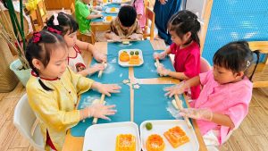 TRUNG THU 2026 - HOẠT ĐỘNG LÀM BÁNH TRUNG THU! 13 TRUNG THU 2026 - HOẠT ĐỘNG LÀM BÁNH TRUNG THU! 6